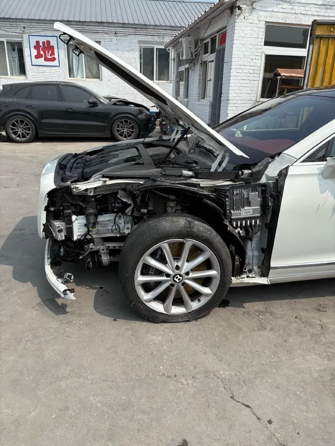 2021 Bentley Flying Spur 4.0T 550HP V8 8DCT,autocango,china used car exporter,china ev exporter,chinese used car exporter,chinese used ev exporter