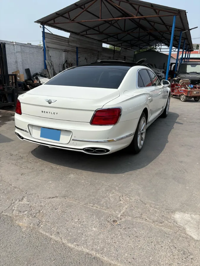 2021 Bentley Flying Spur 4.0T 550HP V8 8DCT,autocango,china used car exporter,china ev exporter,chinese used car exporter,chinese used ev exporter