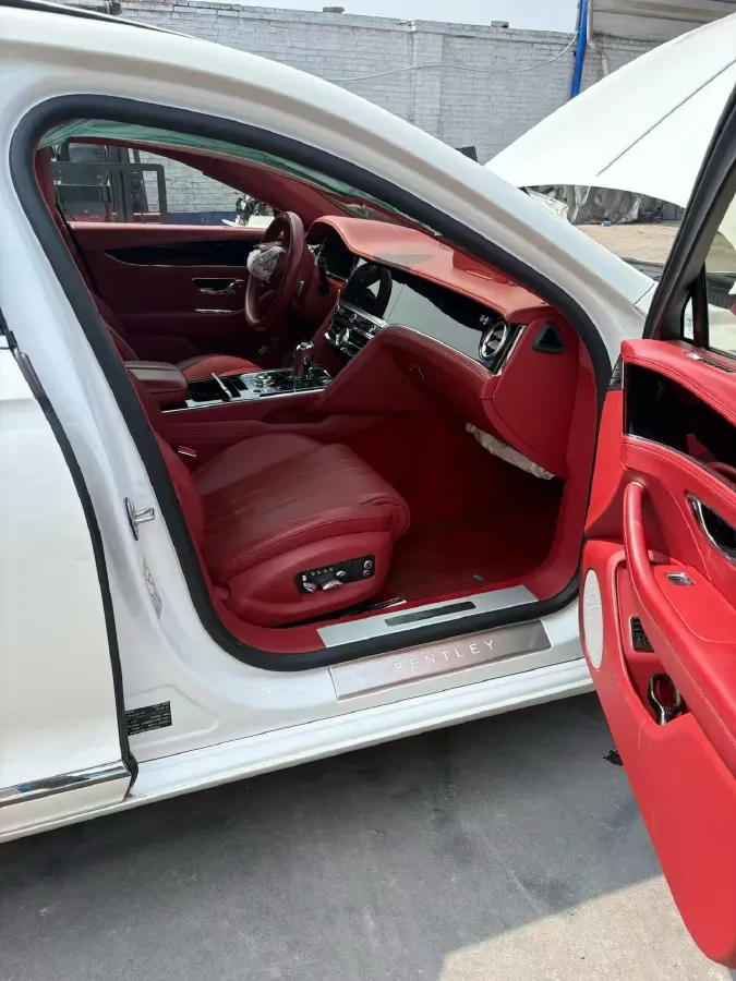 2021 Bentley Flying Spur 4.0T 550HP V8 8DCT,autocango,china used car exporter,china ev exporter,chinese used car exporter,chinese used ev exporter