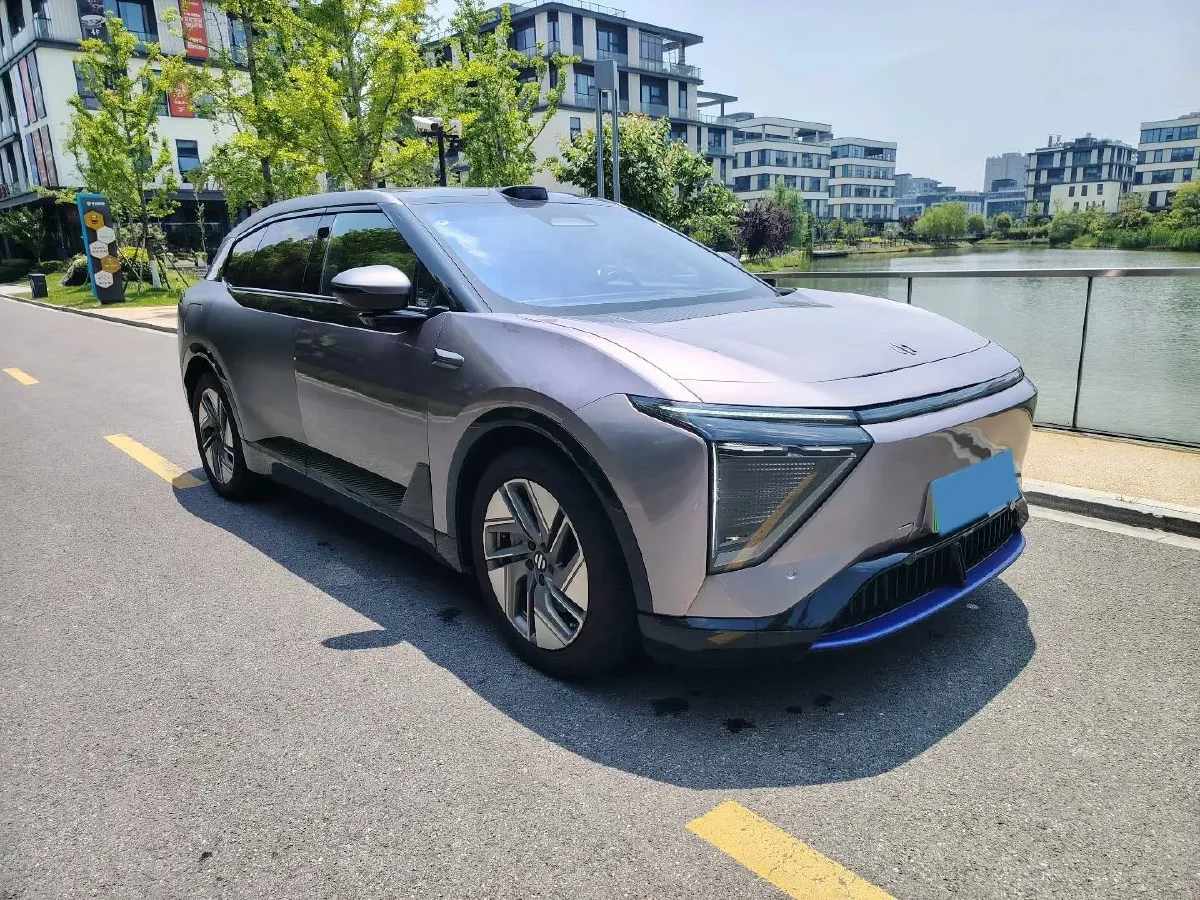 2023 HiPhi Y BEV 76.6KWH,autocango,china used car exporter,china ev exporter,chinese used car exporter,chinese used ev exporter