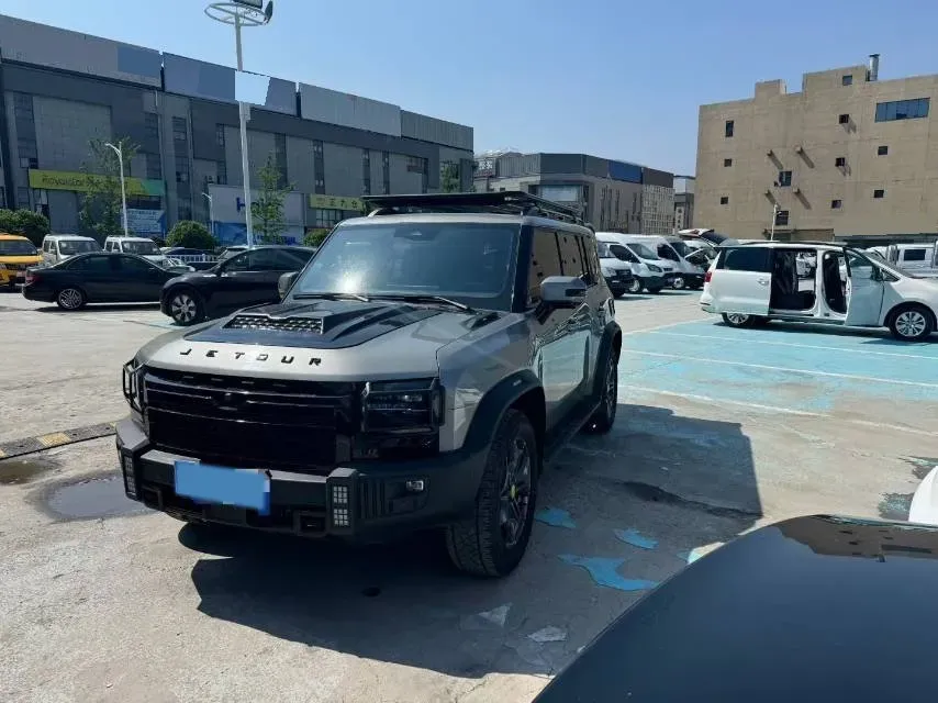2023 Jetour Traveller 2.0T 254HP L4 7DCT,autocango,china used car exporter,china ev exporter,chinese used car exporter,chinese used ev exporter