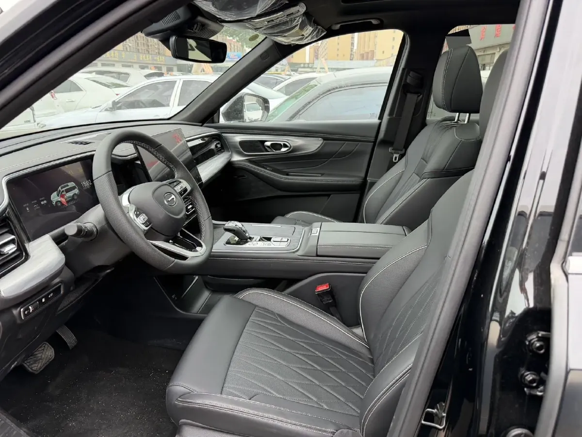 2025 GAC Trumpchi GS8 2.0T 252HP L4 8AT,autocango,china used car exporter,china ev exporter,chinese used car exporter,chinese used ev exporter