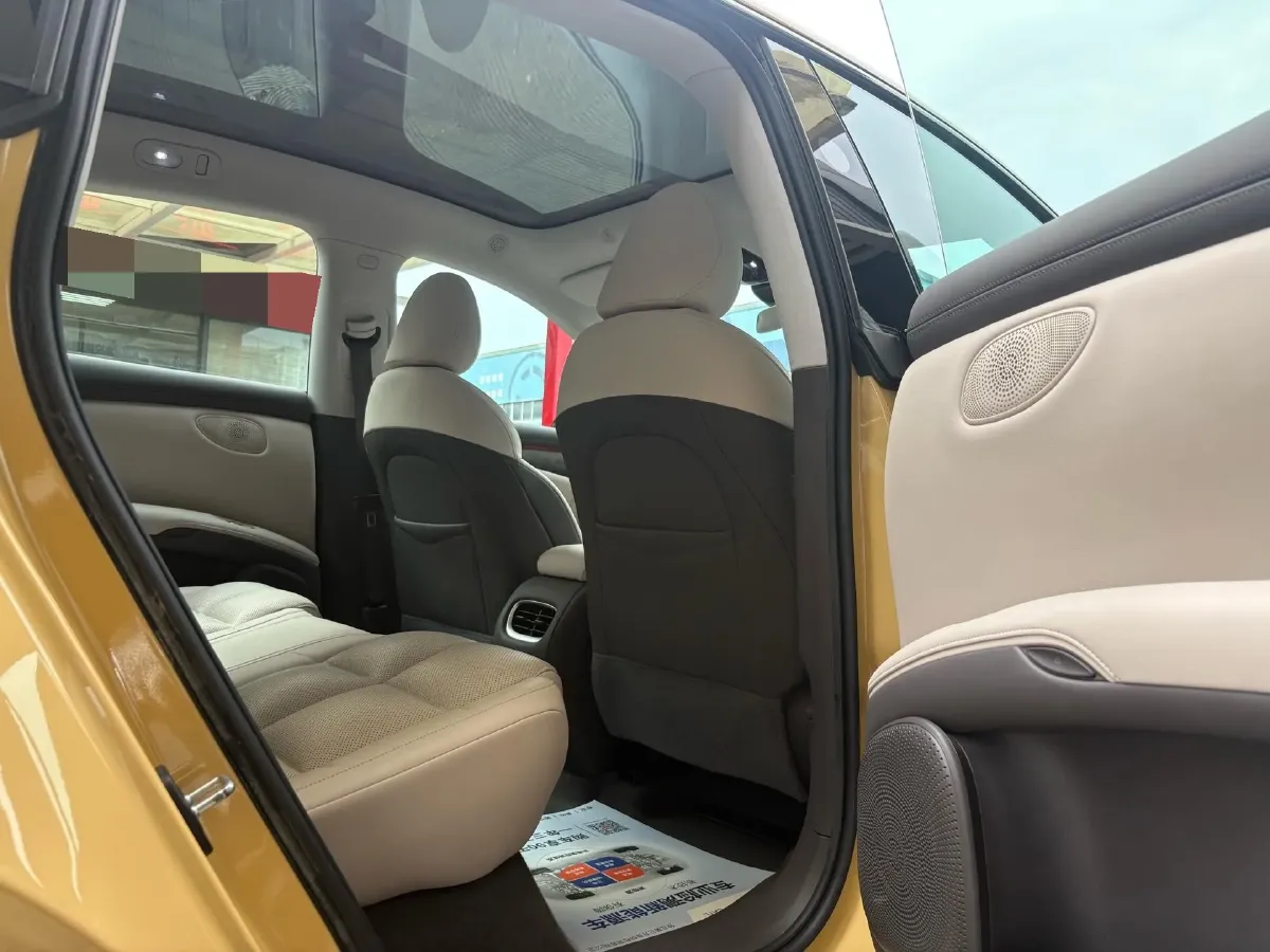 2023 IM LS6 BEV 71KWH,autocango,china used car exporter,china ev exporter,chinese used car exporter,chinese used ev exporter