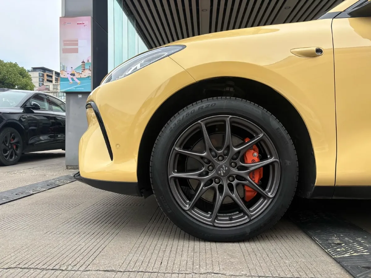 2023 IM LS6 BEV 71KWH,autocango,china used car exporter,china ev exporter,chinese used car exporter,chinese used ev exporter