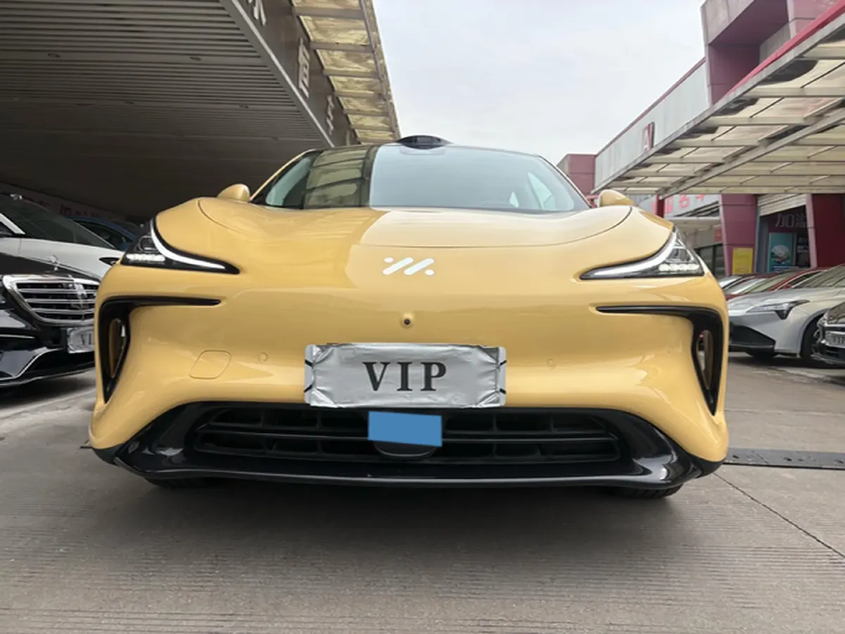 2023 IM LS6 BEV 71KWH,autocango,china used car exporter,china ev exporter,chinese used car exporter,chinese used ev exporter