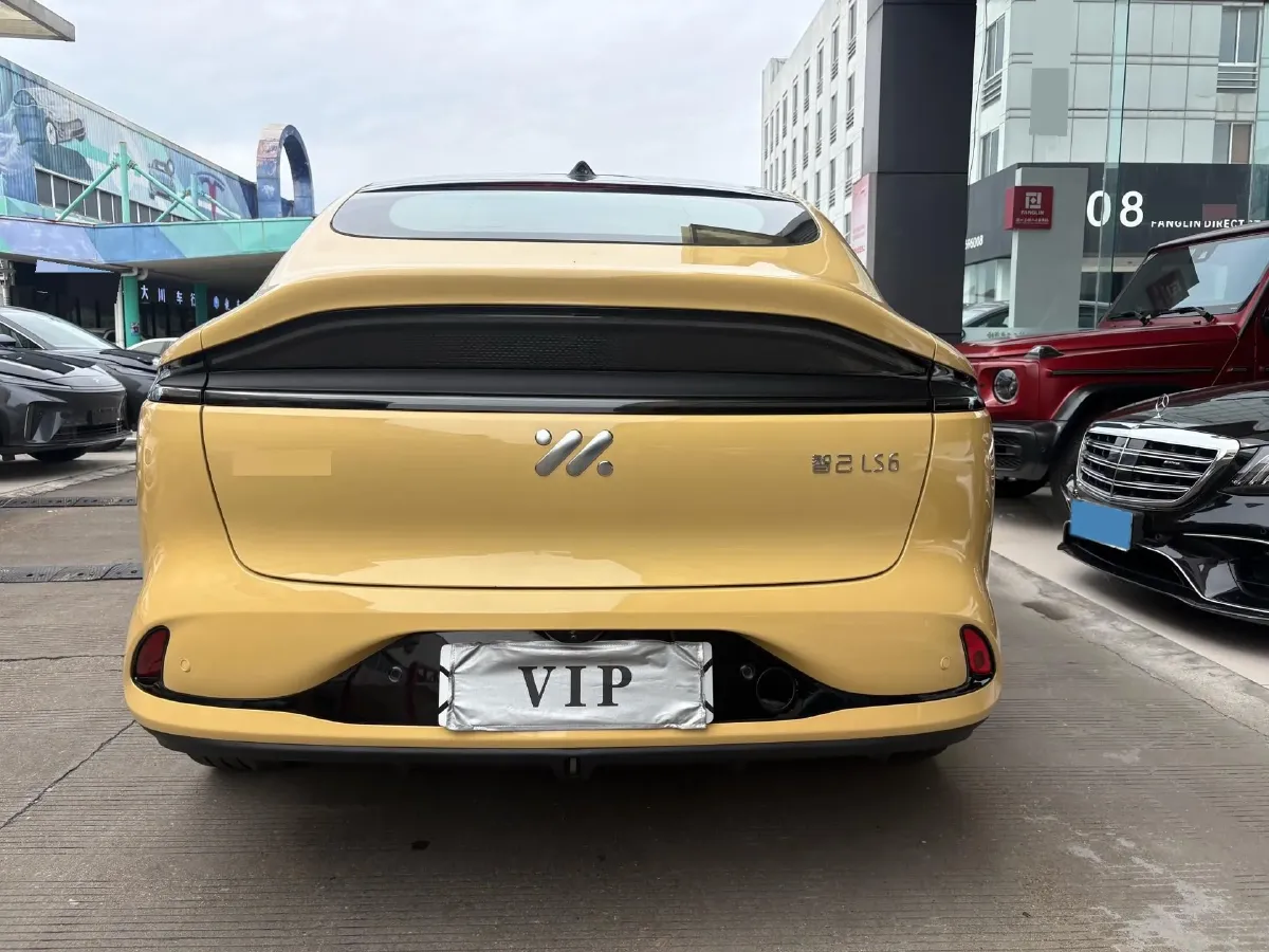 2023 IM LS6 BEV 71KWH,autocango,china used car exporter,china ev exporter,chinese used car exporter,chinese used ev exporter