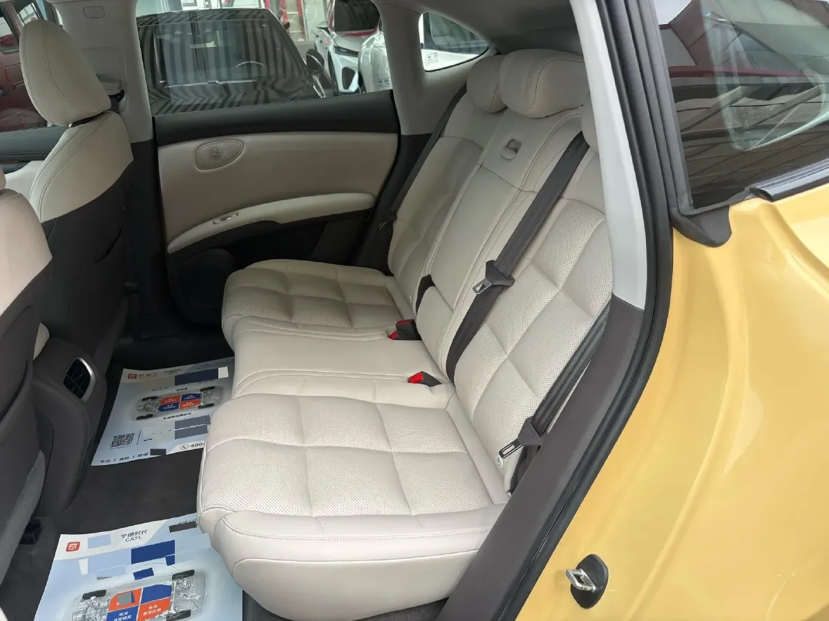 2023 IM LS6 BEV 71KWH,autocango,china used car exporter,china ev exporter,chinese used car exporter,chinese used ev exporter