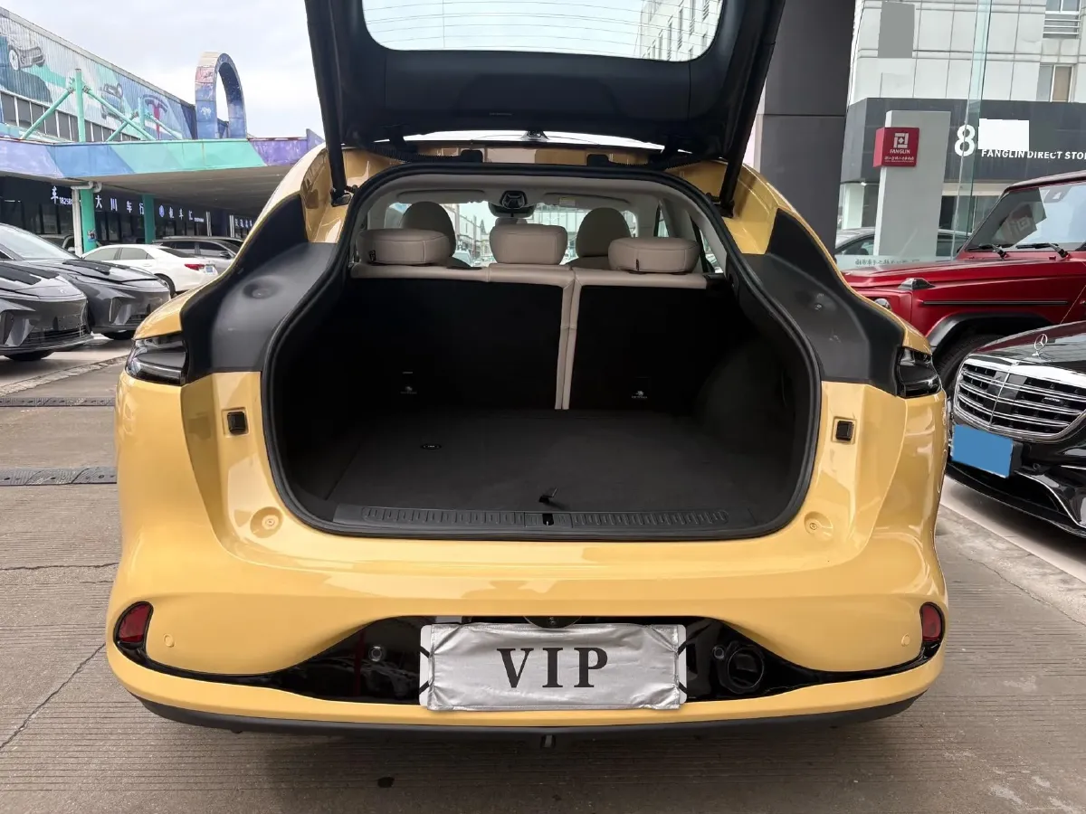 2023 IM LS6 BEV 71KWH,autocango,china used car exporter,china ev exporter,chinese used car exporter,chinese used ev exporter