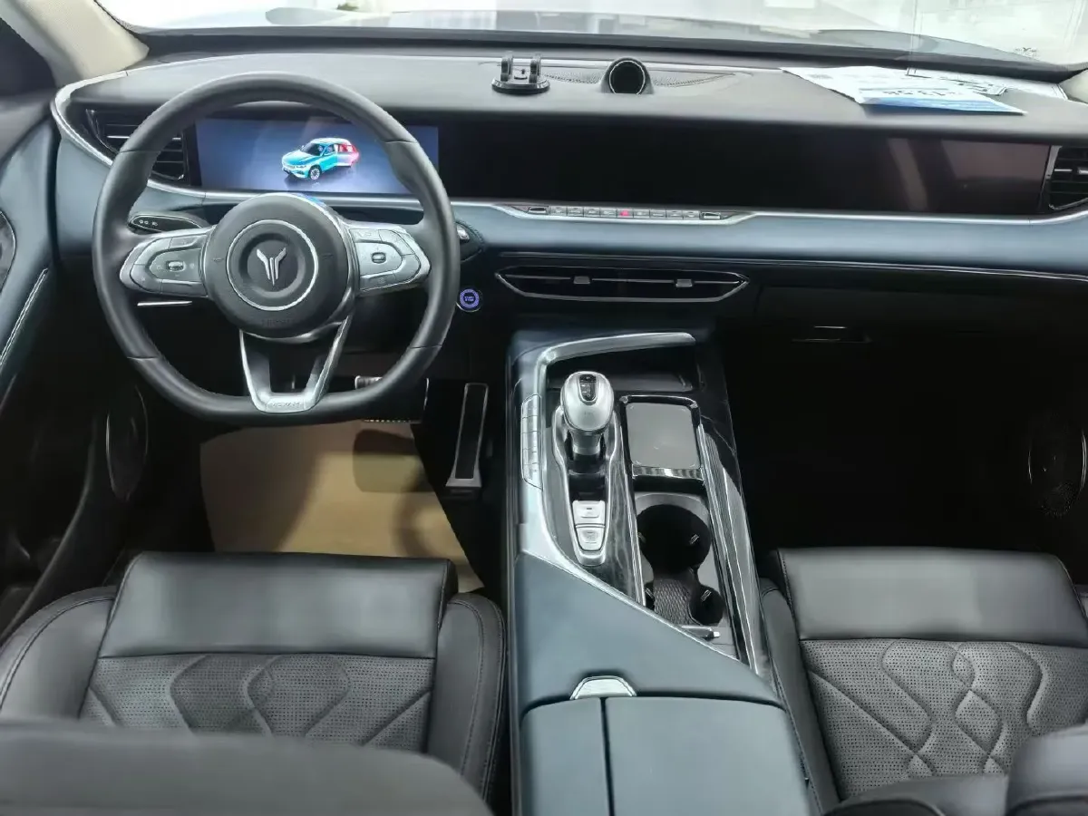 2021 Voyah FREE Range Extended 109HP REEV 33KWH,autocango,china used car exporter,china ev exporter,chinese used car exporter,chinese used ev exporter