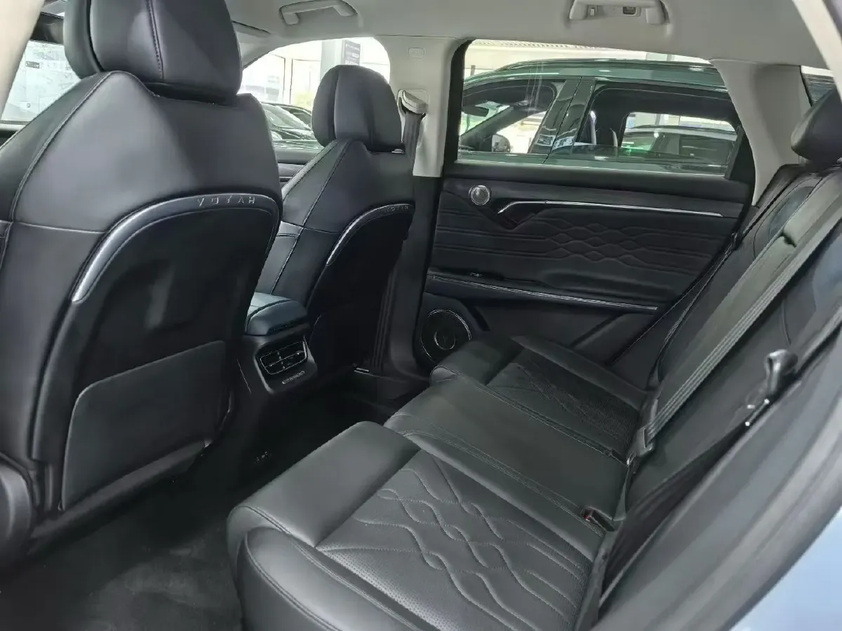 2021 Voyah FREE Range Extended 109HP REEV 33KWH,autocango,china used car exporter,china ev exporter,chinese used car exporter,chinese used ev exporter