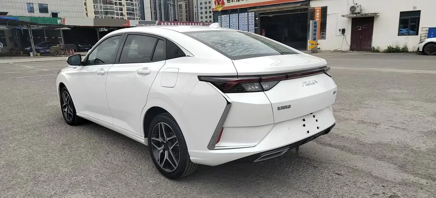 2021 DongFeng Aeolus YiXuan 1.5T 150HP L4 6DCT,autocango,china used car exporter,china ev exporter,chinese used car exporter,chinese used ev exporter