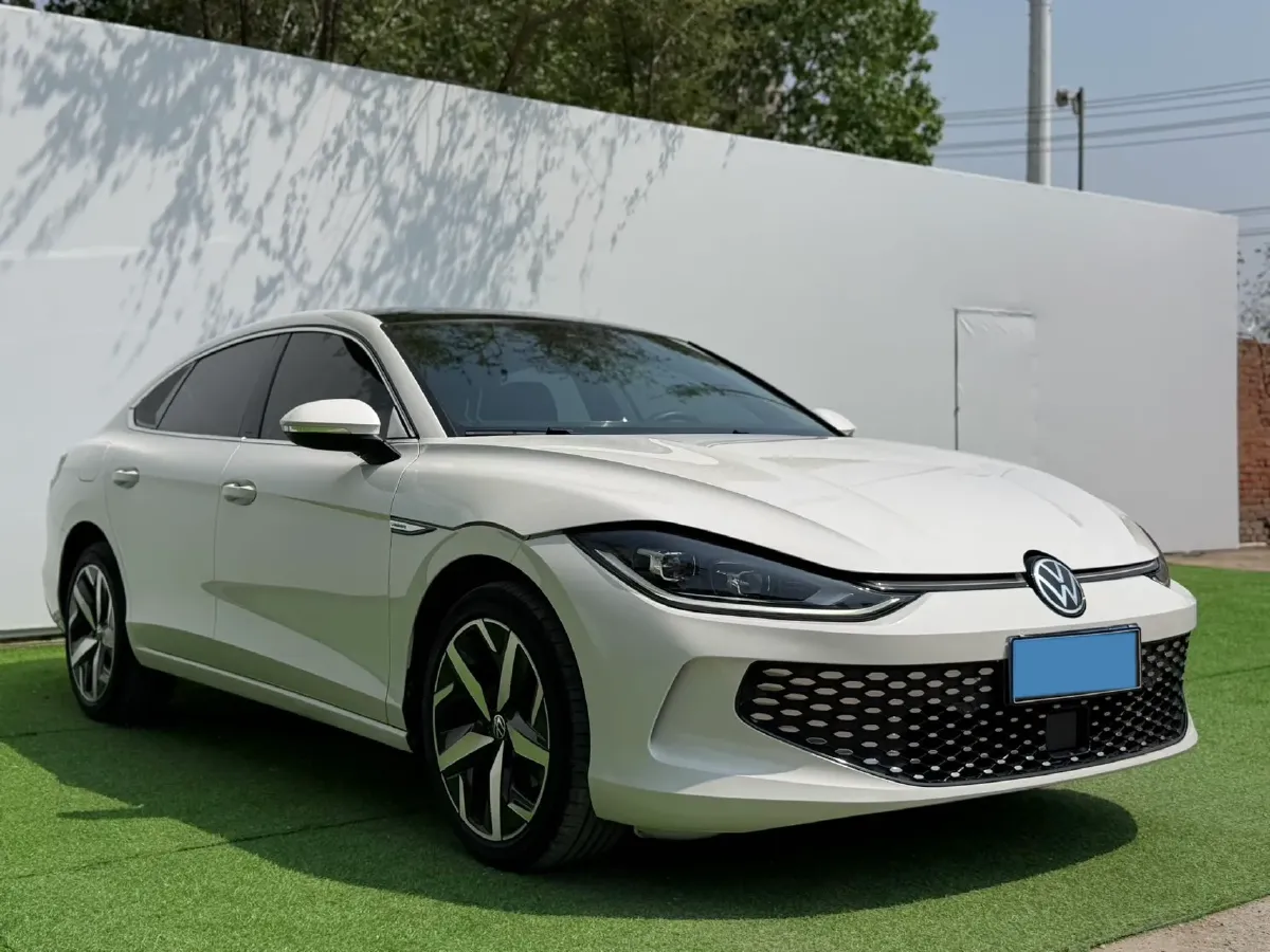 2023 Volkswagen Lamando 1.4T 150HP L4 7DCT,autocango,china used car exporter,china ev exporter,chinese used car exporter,chinese used ev exporter