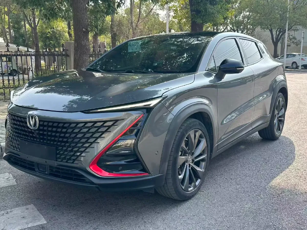 2020 ChangAn UNI-T 1.5T 180HP L4 7DCT,autocango,china used car exporter,china ev exporter,chinese used car exporter,chinese used ev exporter