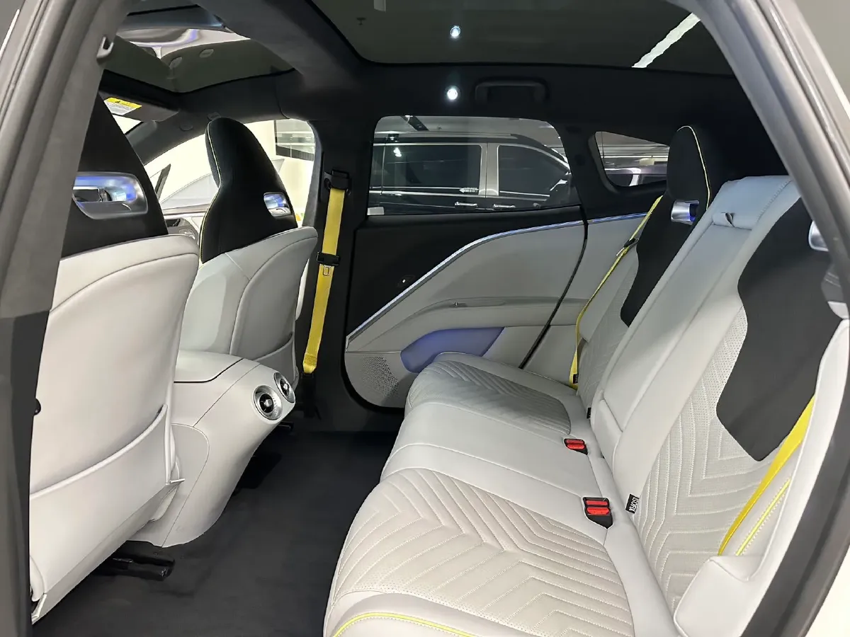 2023 Avatr 11 BEV 90KWH,autocango,china used car exporter,china ev exporter,chinese used car exporter,chinese used ev exporter