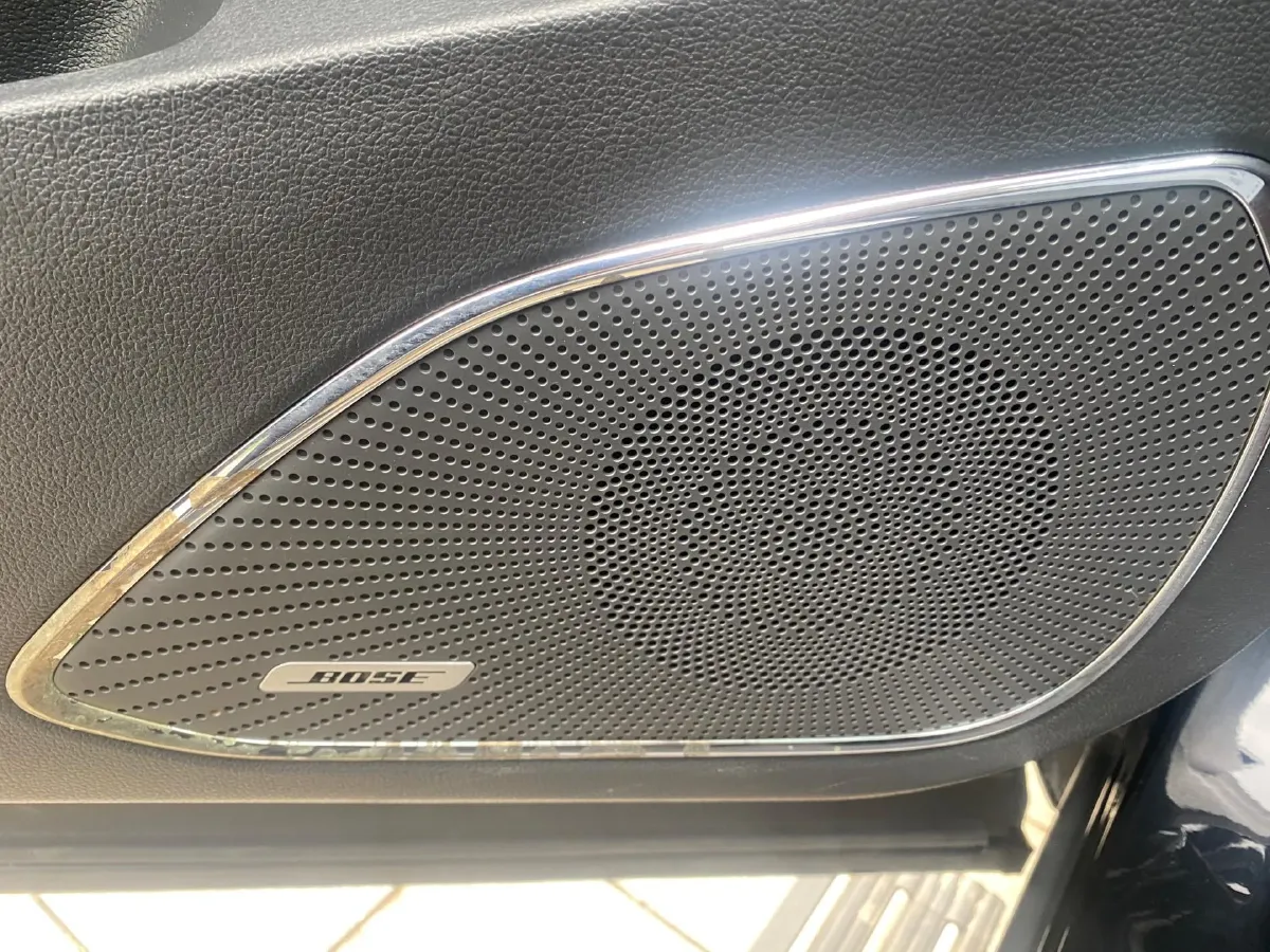 2022 HongQi HS5 2.0T 224HP L4 6AT,autocango,china used car exporter,china ev exporter,chinese used car exporter,chinese used ev exporter