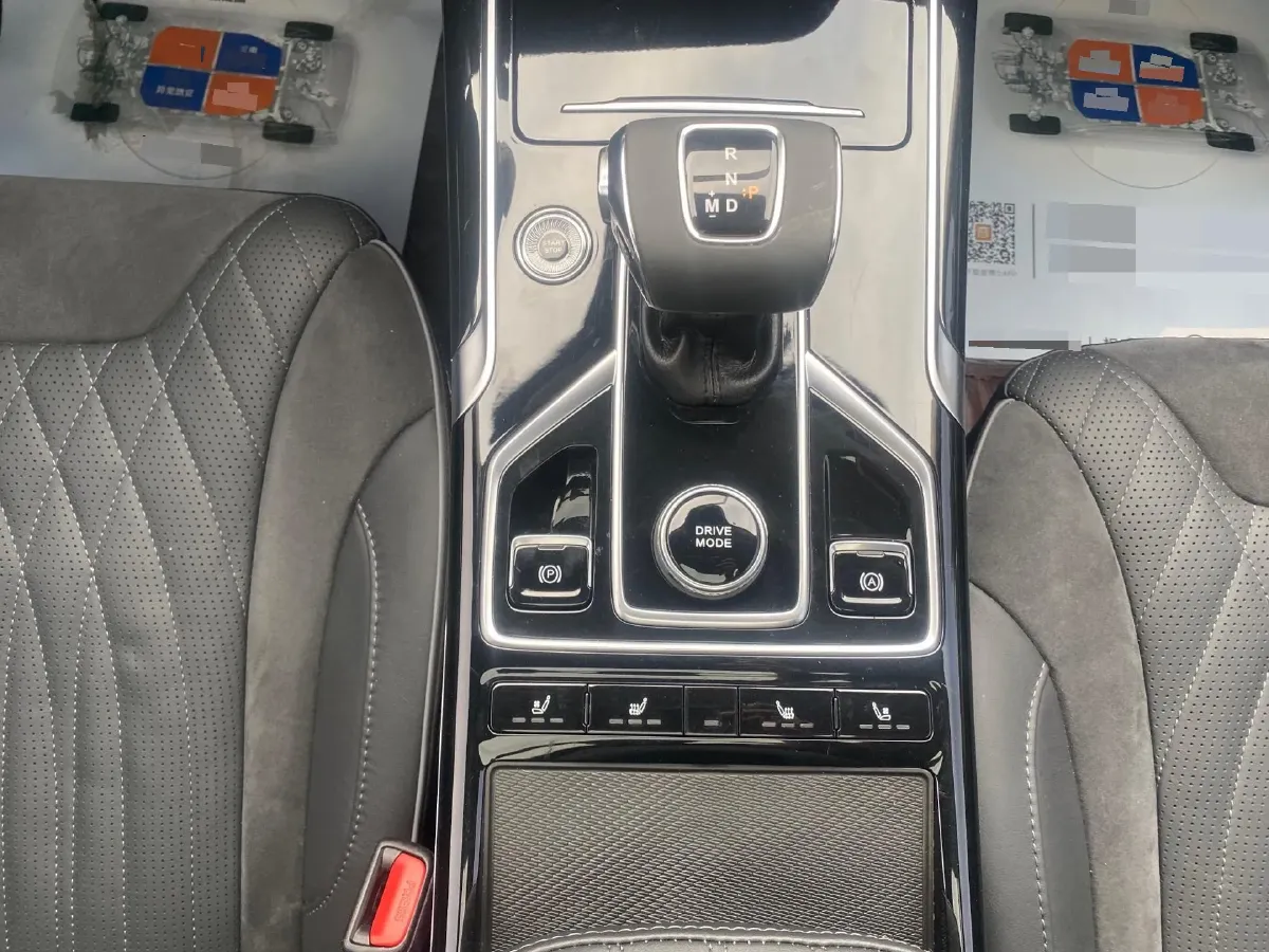 2022 HongQi HS5 2.0T 224HP L4 6AT,autocango,china used car exporter,china ev exporter,chinese used car exporter,chinese used ev exporter