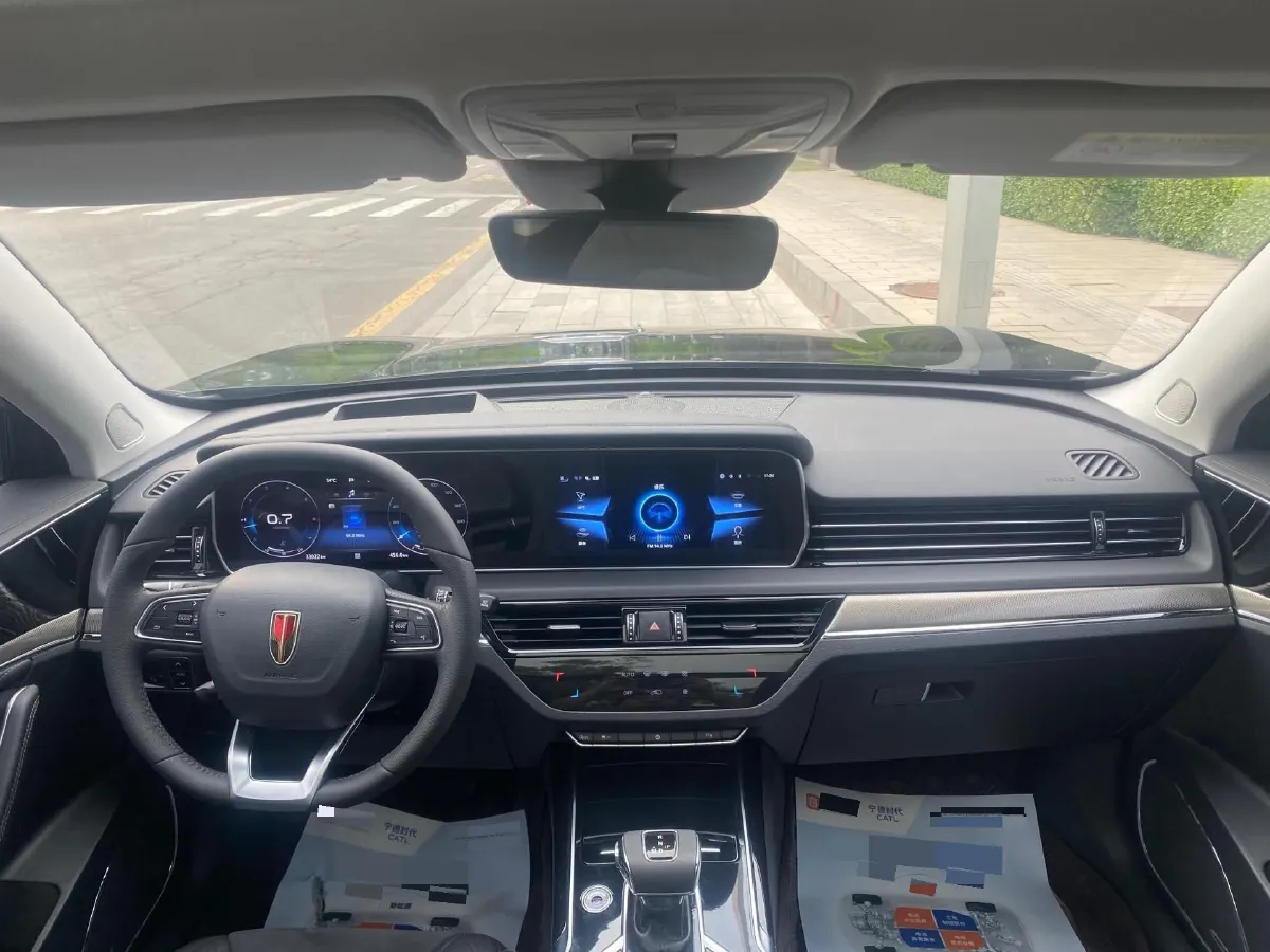 2022 HongQi HS5 2.0T 224HP L4 6AT,autocango,china used car exporter,china ev exporter,chinese used car exporter,chinese used ev exporter