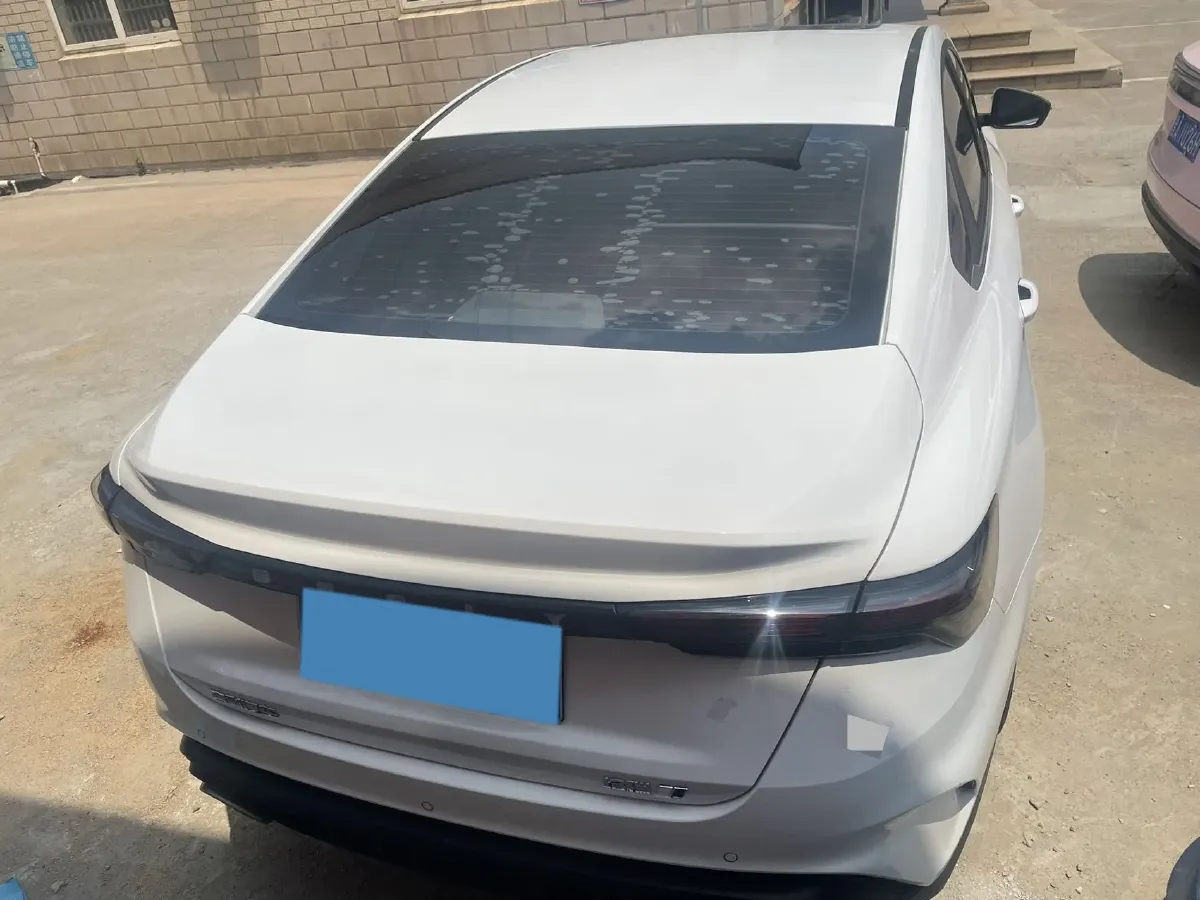 2022 Geely Binray 1.5T 181HP L4 7DCT,autocango,china used car exporter,china ev exporter,chinese used car exporter,chinese used ev exporter