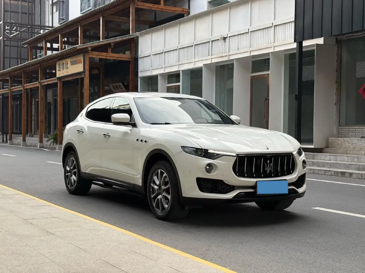 2019 Maserati Levante 3.0T 350HP V6 8AT,autocango,china used car exporter,china ev exporter,chinese used car exporter,chinese used ev exporter