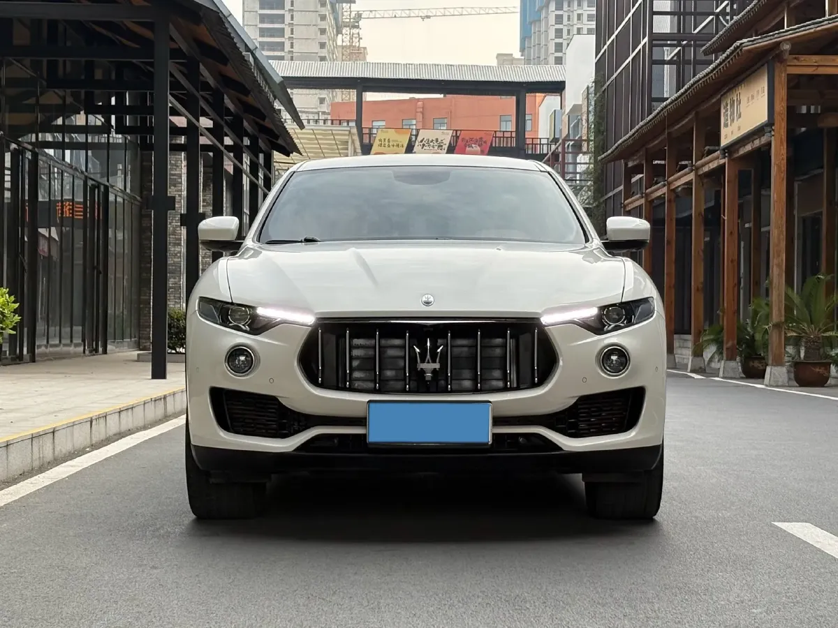 2019 Maserati Levante 3.0T 350HP V6 8AT,autocango,china used car exporter,china ev exporter,chinese used car exporter,chinese used ev exporter