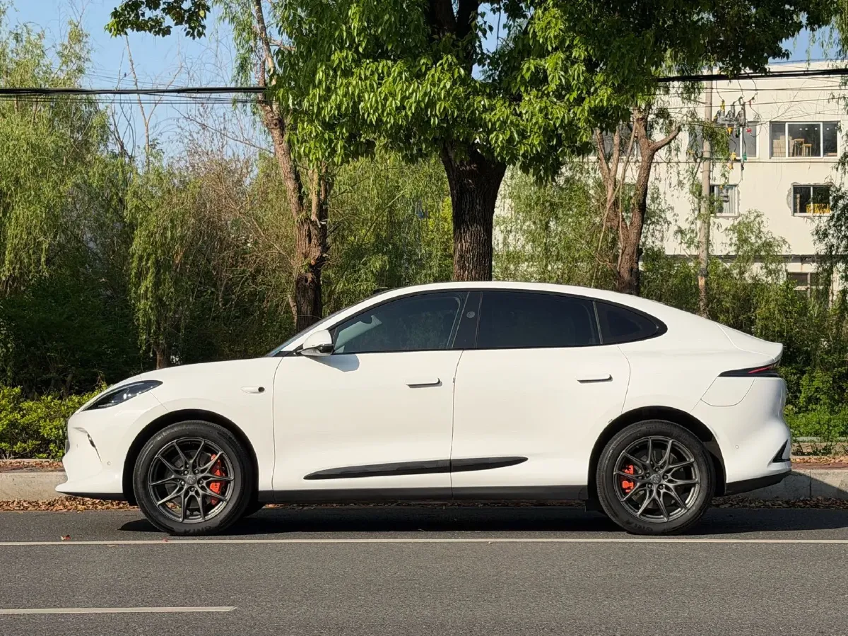 2025 IM LS6 BEV 83KWH,autocango,china used car exporter,china ev exporter,chinese used car exporter,chinese used ev exporter