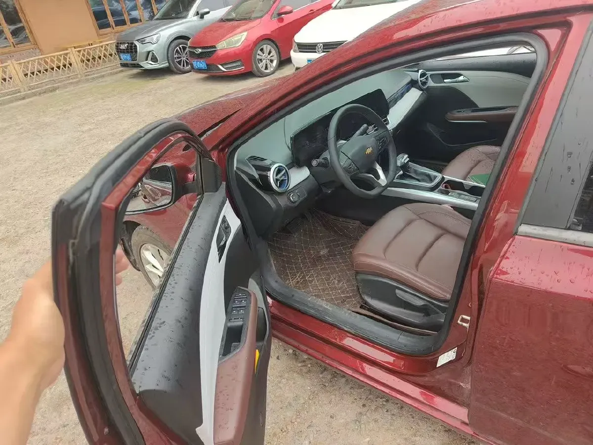 2023 Chevrolet Monza 1.5L 113HP L4 6DCT,autocango,china used car exporter,china ev exporter,chinese used car exporter,chinese used ev exporter