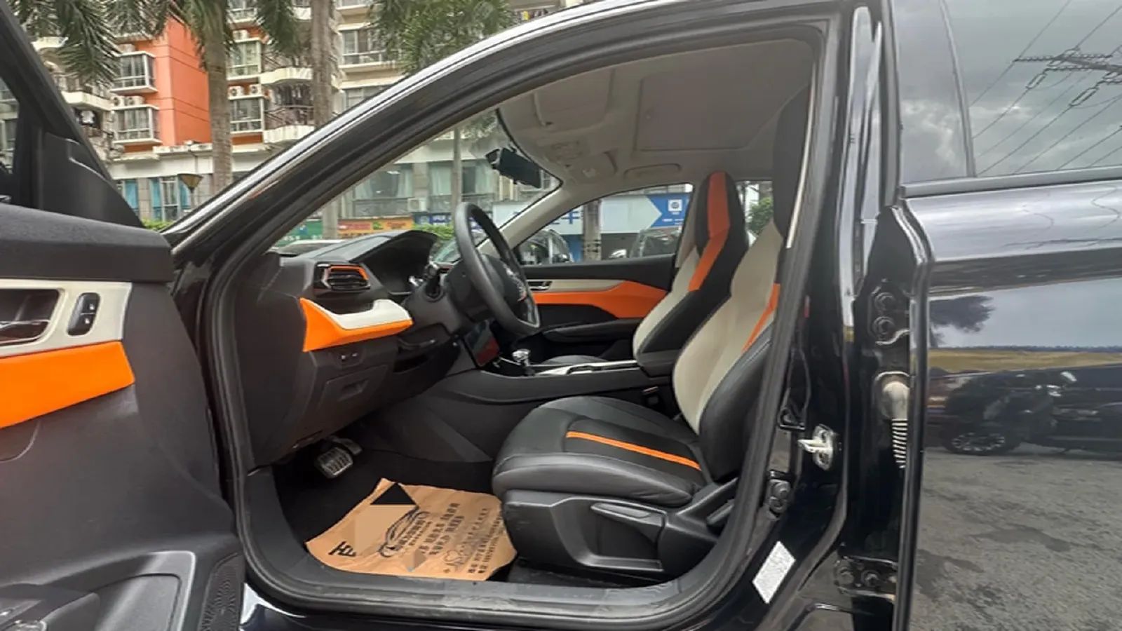 2023 DongFeng Aeolus YiXuan 1.5L 125HP L4 6DCT,autocango,china used car exporter,china ev exporter,chinese used car exporter,chinese used ev exporter