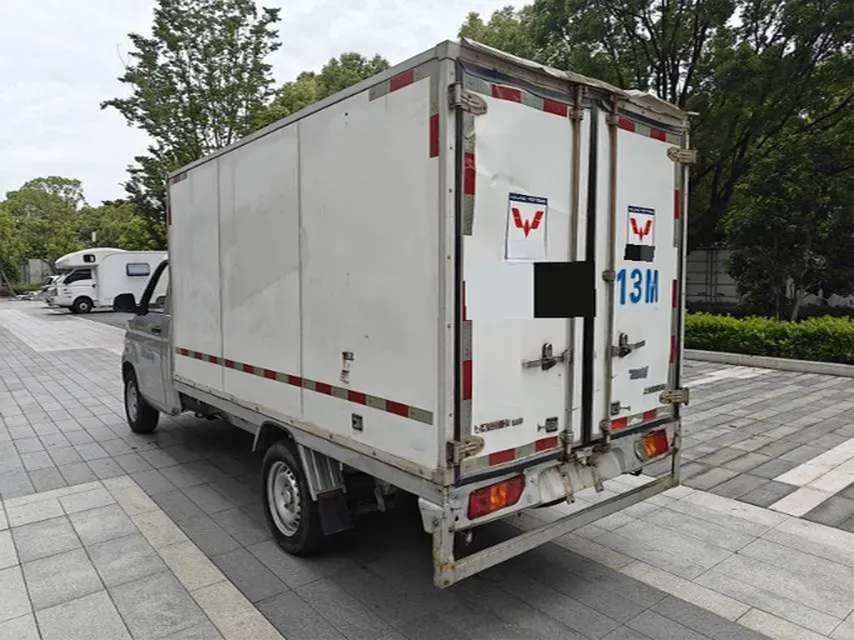 2022 WuLing RongGuang New Truck 1.8L 125HP L4 5MT,autocango,china used car exporter,china ev exporter,chinese used car exporter,chinese used ev exporter