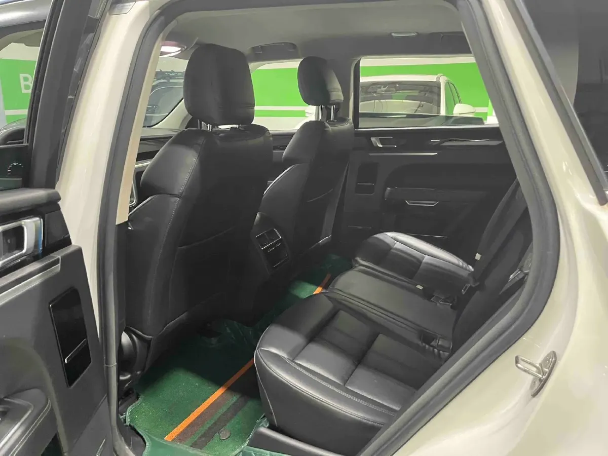 2017 Zotye T700 1.8T 177HP L4 6DCT,autocango,china used car exporter,china ev exporter,chinese used car exporter,chinese used ev exporter
