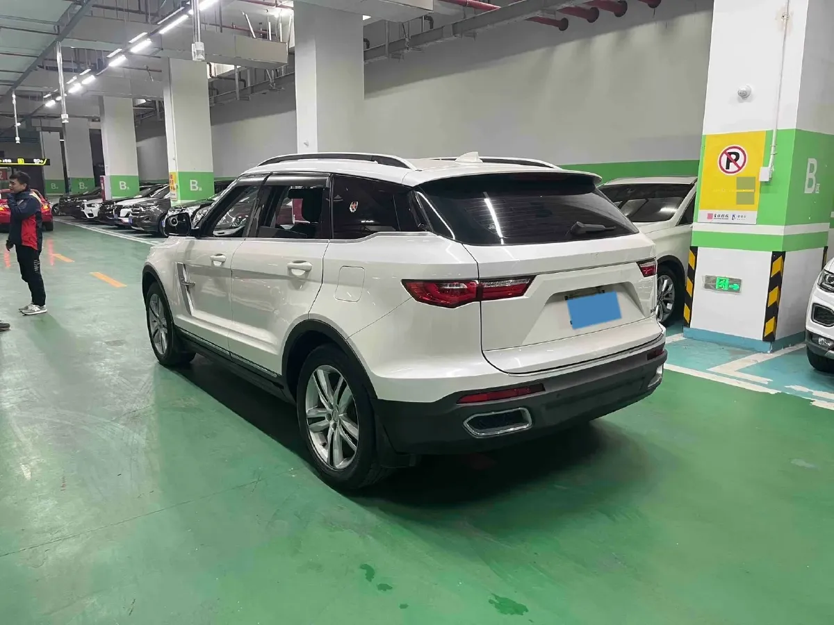 2017 Zotye T700 1.8T 177HP L4 6DCT,autocango,china used car exporter,china ev exporter,chinese used car exporter,chinese used ev exporter