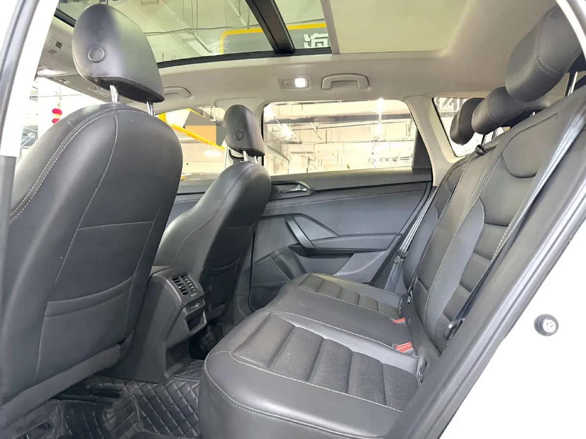 2022 Volkswagen Tharu 1.4T 150HP L4 7DCT,autocango,china used car exporter,china ev exporter,chinese used car exporter,chinese used ev exporter