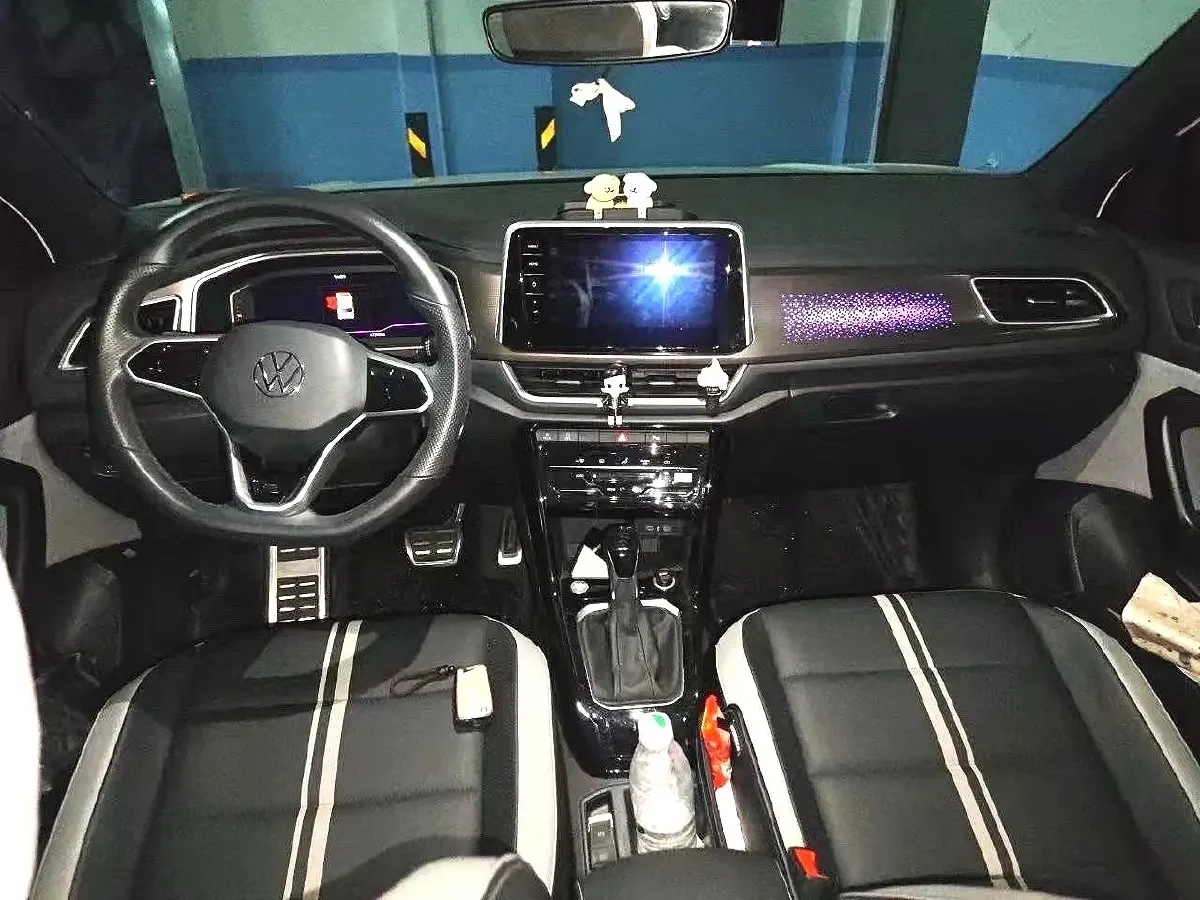 2023 Volkswagen T-Roc 1.5T 160HP L4 7DCT,autocango,china used car exporter,china ev exporter,chinese used car exporter,chinese used ev exporter