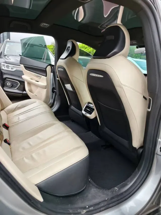 2020 Xpeng P7 BEV 70.8KWH,autocango,china used car exporter,china ev exporter,chinese used car exporter,chinese used ev exporter