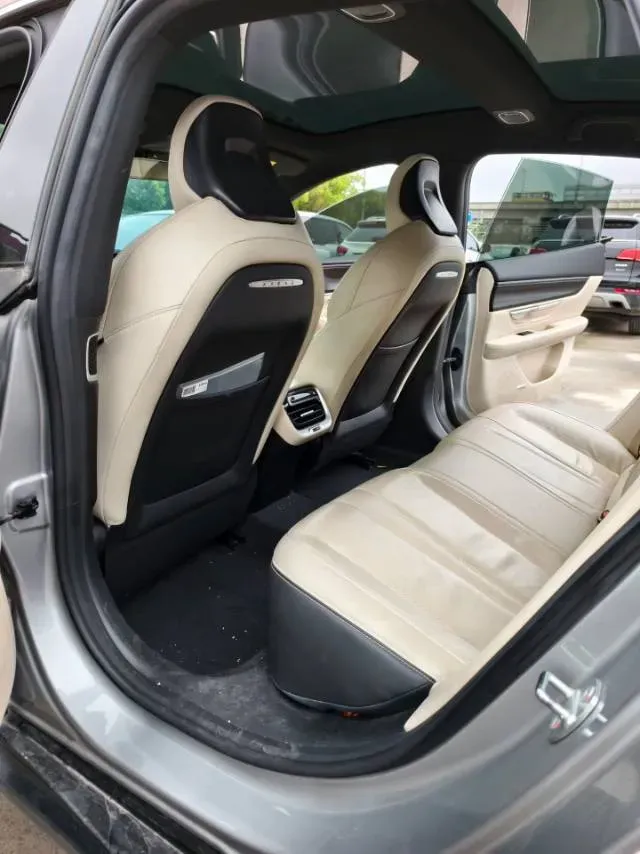 2020 Xpeng P7 BEV 70.8KWH,autocango,china used car exporter,china ev exporter,chinese used car exporter,chinese used ev exporter