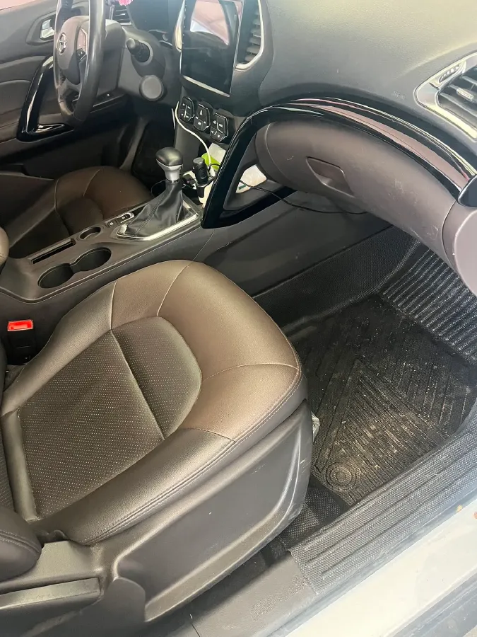 2017 GAC Trumpchi GS4 1.5T 152HP L4 6AT,autocango,china used car exporter,china ev exporter,chinese used car exporter,chinese used ev exporter