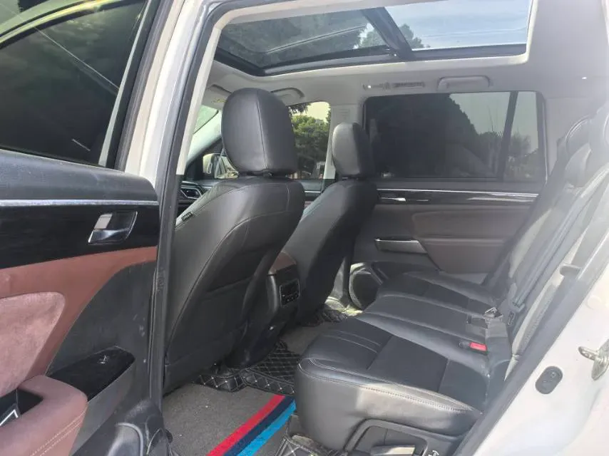 2017 GAC Trumpchi GS8 2.0T 201HP L4 6AT,autocango,china used car exporter,china ev exporter,chinese used car exporter,chinese used ev exporter