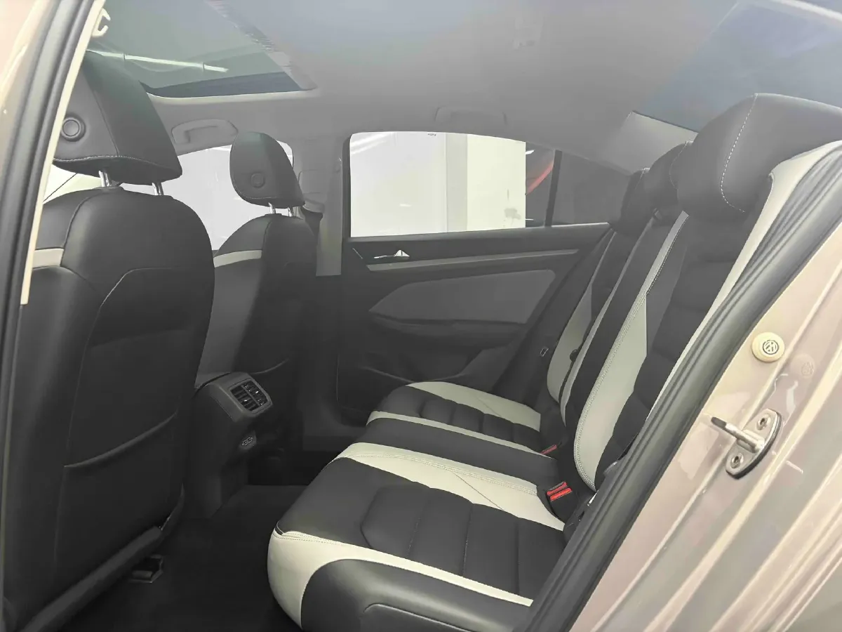 2023 Volkswagen Bora 1.4T 150HP L4 7DCT,autocango,china used car exporter,china ev exporter,chinese used car exporter,chinese used ev exporter