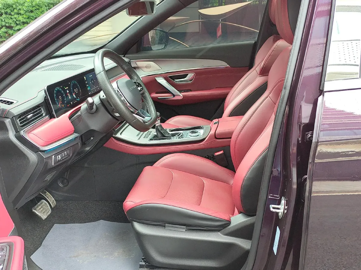 2021 Jetour X70 Plus 1.6T 197HP L4 7DCT,autocango,china used car exporter,china ev exporter,chinese used car exporter,chinese used ev exporter