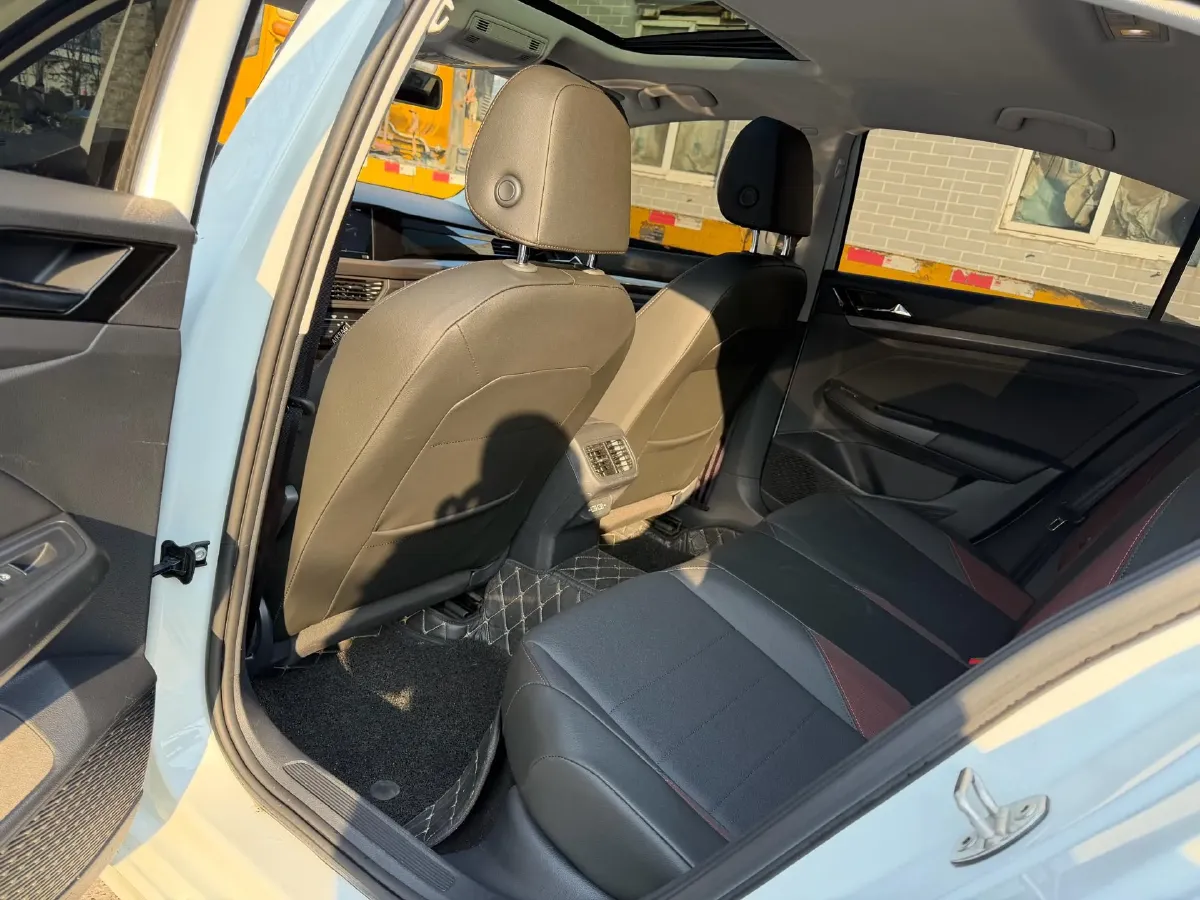 2021 Volkswagen Bora 1.5L 113HP L4 6AT,autocango,china used car exporter,china ev exporter,chinese used car exporter,chinese used ev exporter