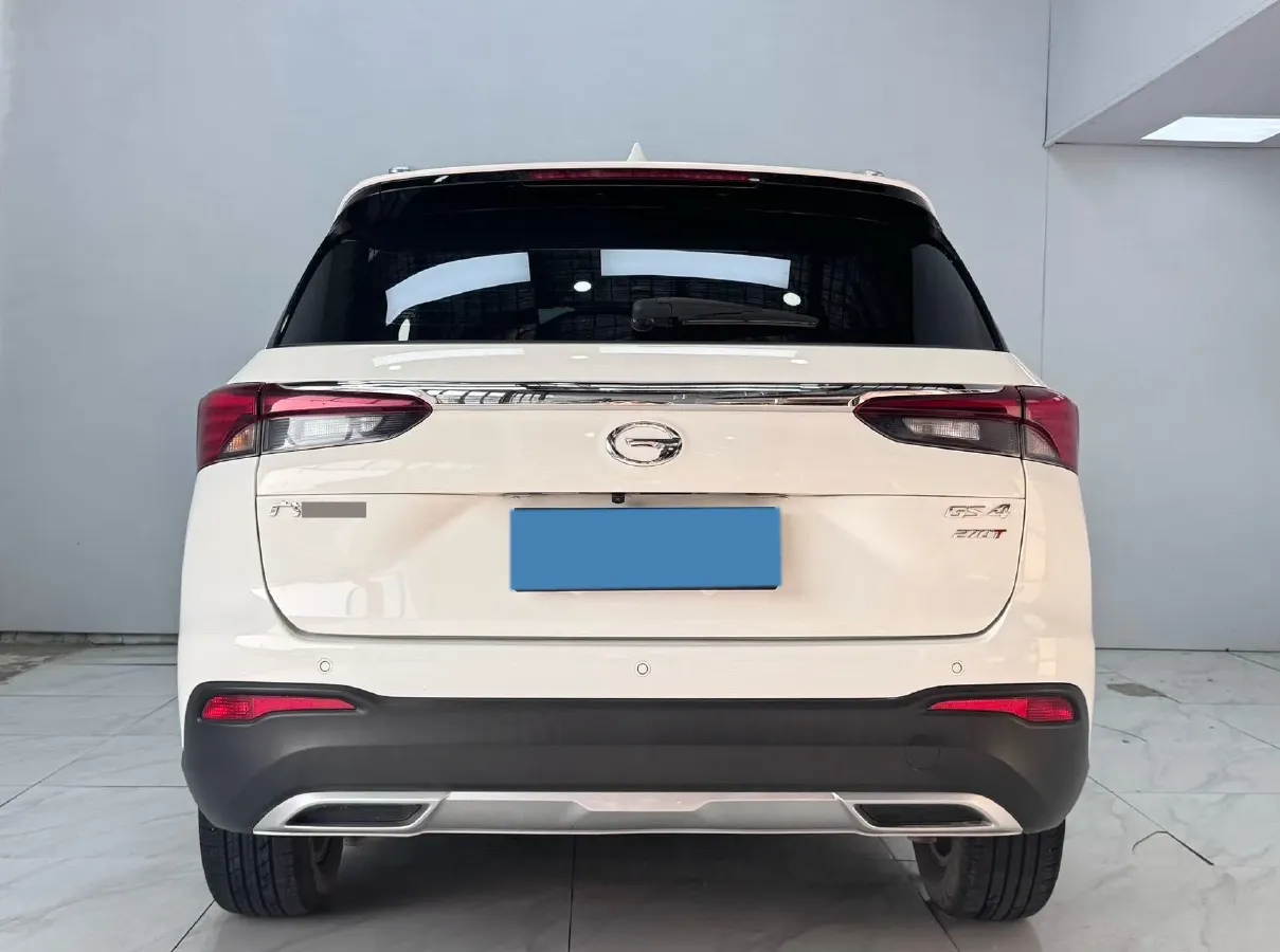 2021 GAC Trumpchi GS4 1.5T 169HP L4 6MT,autocango,china used car exporter,china ev exporter,chinese used car exporter,chinese used ev exporter