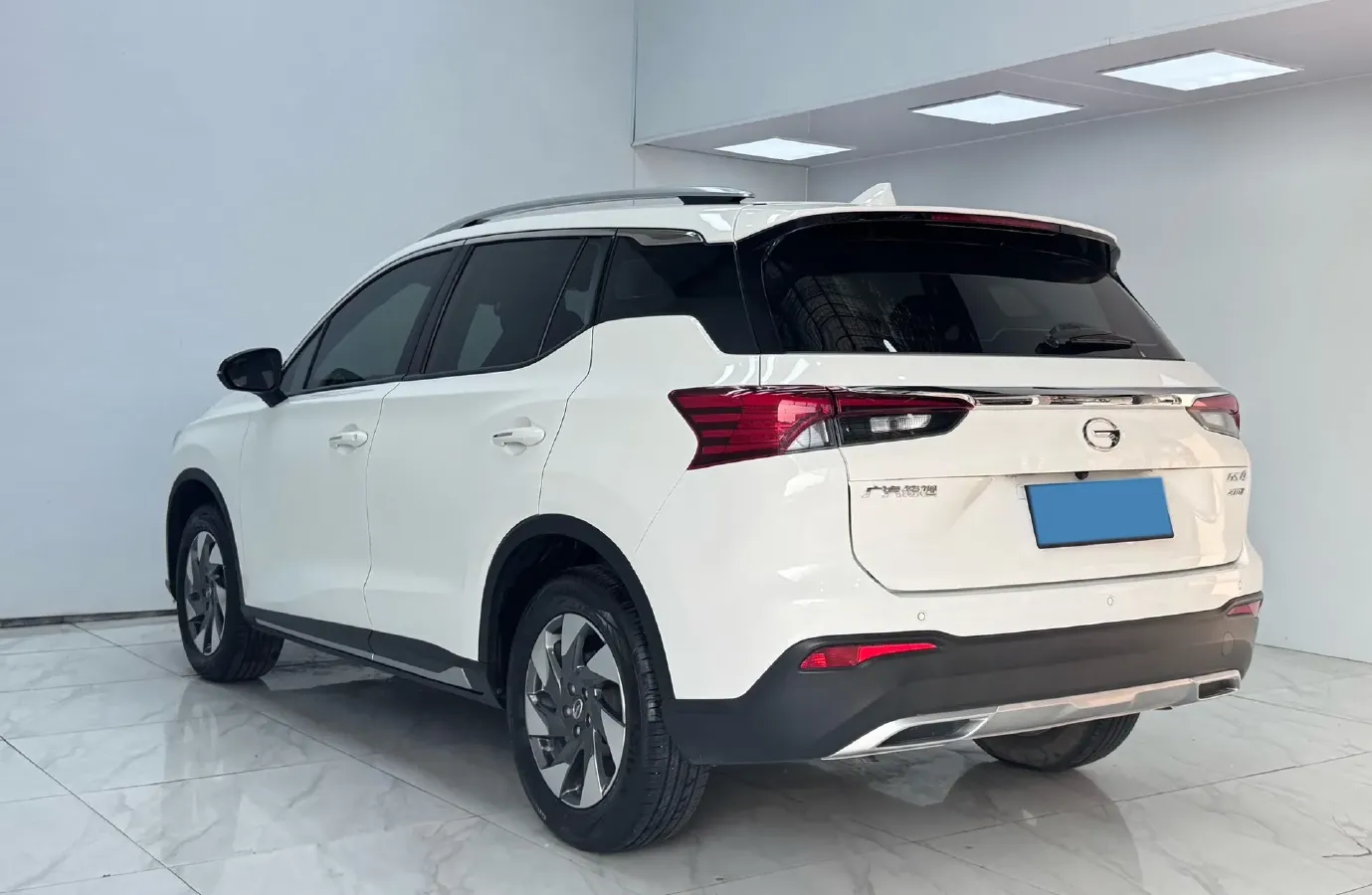 2021 GAC Trumpchi GS4 1.5T 169HP L4 6MT,autocango,china used car exporter,china ev exporter,chinese used car exporter,chinese used ev exporter