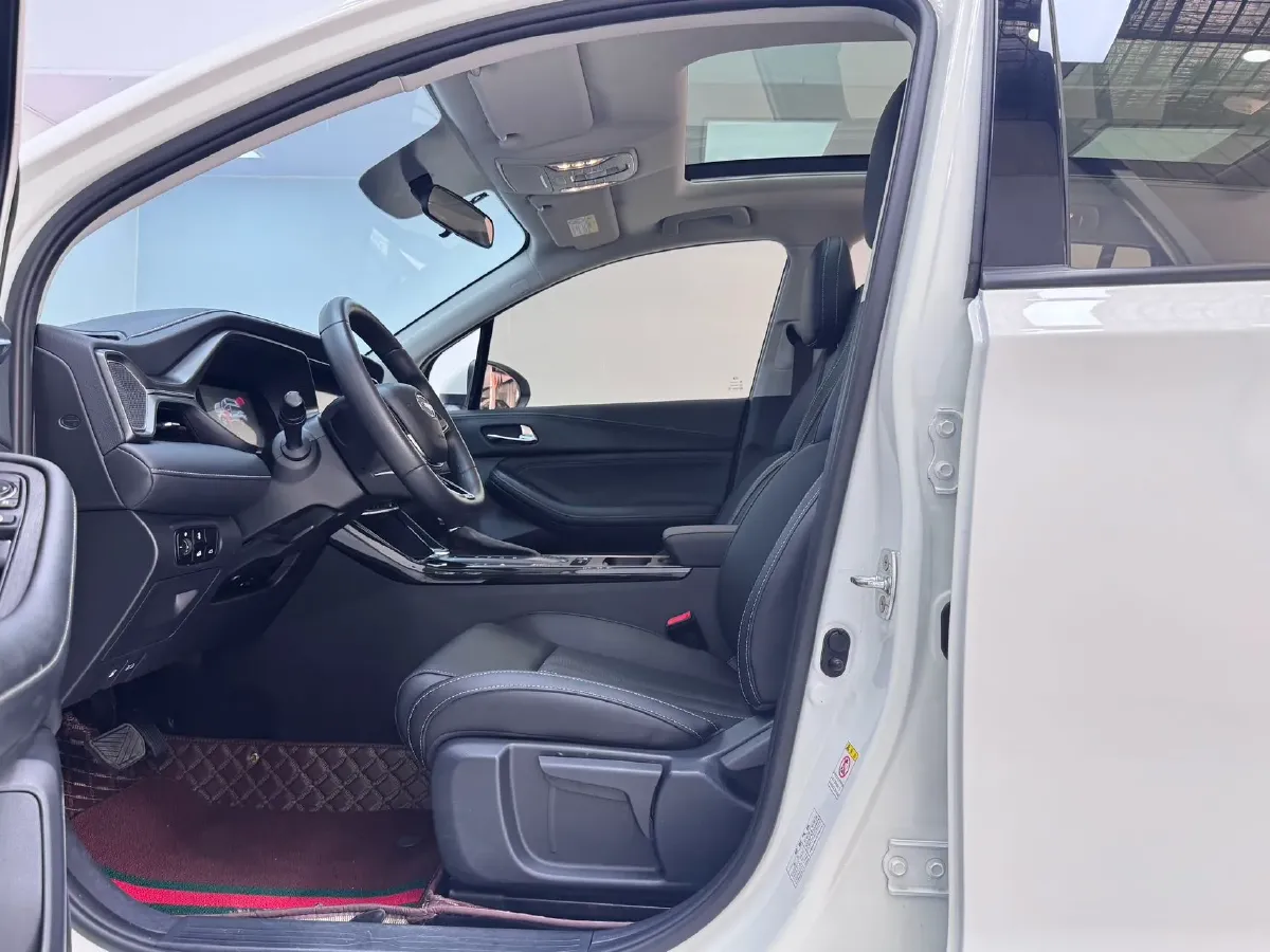 2021 GAC Trumpchi GS4 1.5T 169HP L4 6MT,autocango,china used car exporter,china ev exporter,chinese used car exporter,chinese used ev exporter