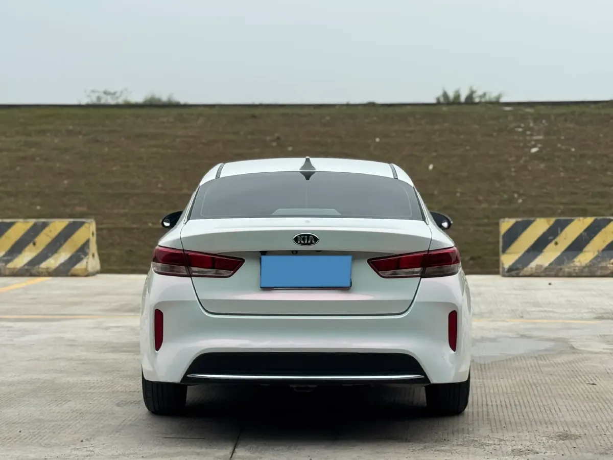 2016 Kia K5 2.0L 156HP L4 6AT Hybrid,autocango,china used car exporter,china ev exporter,chinese used car exporter,chinese used ev exporter