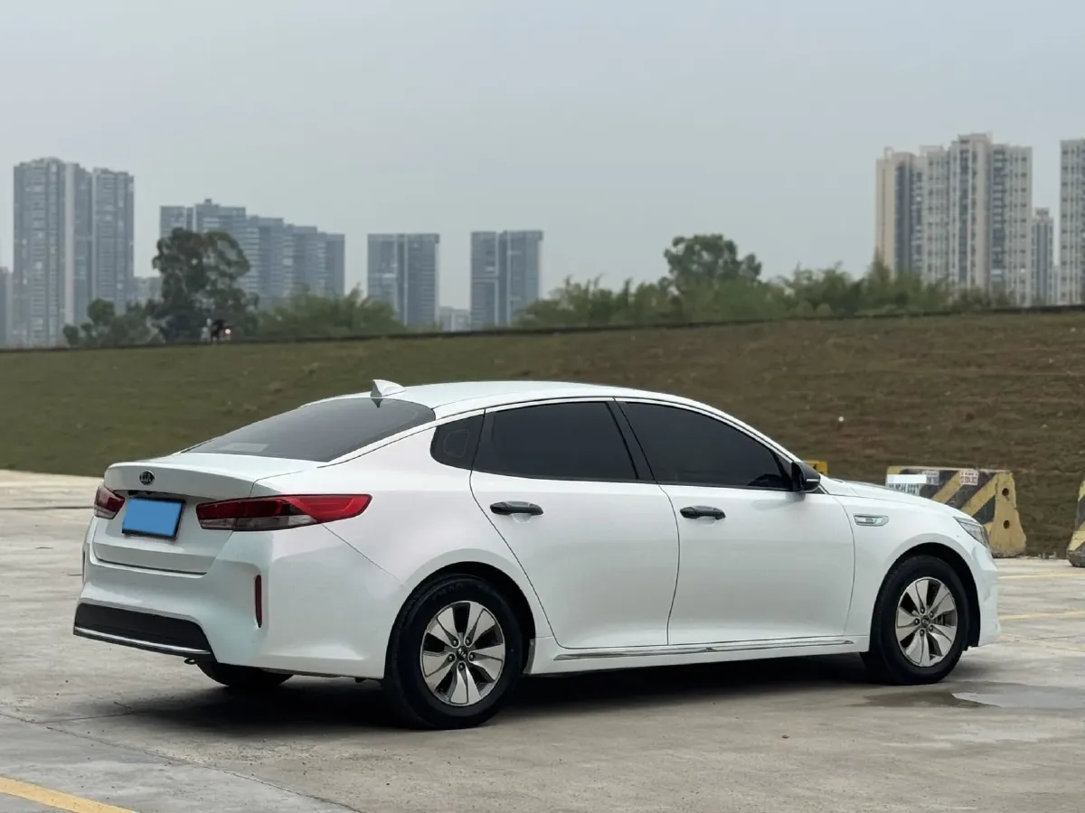 2016 Kia K5 2.0L 156HP L4 6AT Hybrid,autocango,china used car exporter,china ev exporter,chinese used car exporter,chinese used ev exporter