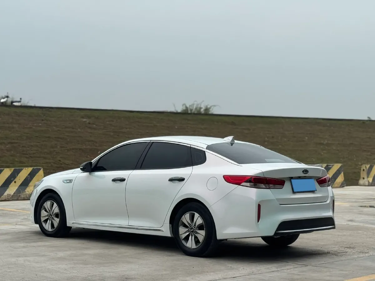 2016 Kia K5 2.0L 156HP L4 6AT Hybrid,autocango,china used car exporter,china ev exporter,chinese used car exporter,chinese used ev exporter