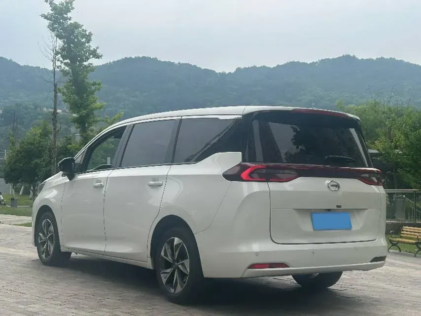 2021 GAC Trumpchi M6 1.5T 169HP L4 7DCT,autocango,china used car exporter,china ev exporter,chinese used car exporter,chinese used ev exporter
