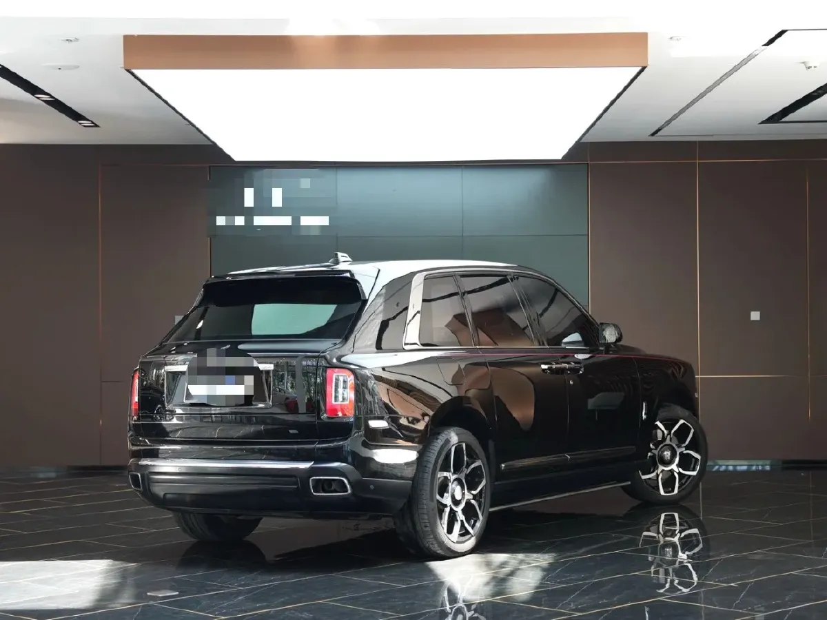 2024 Rolls-Royce Cullinan 6.7T 571HP V12 8AT,autocango,china used car exporter,china ev exporter,chinese used car exporter,chinese used ev exporter