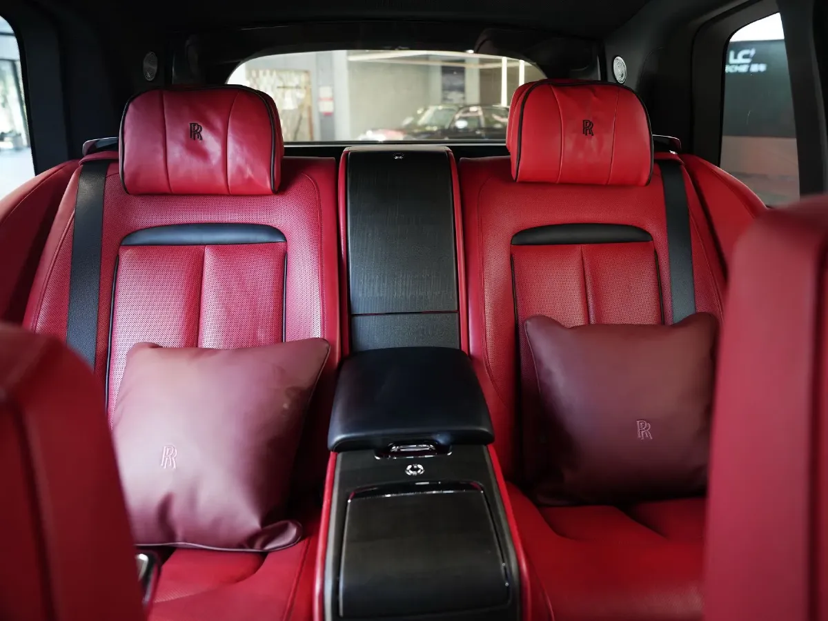 2024 Rolls-Royce Cullinan 6.7T 571HP V12 8AT,autocango,china used car exporter,china ev exporter,chinese used car exporter,chinese used ev exporter