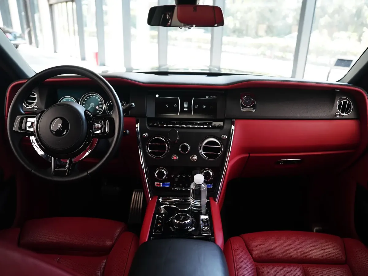 2024 Rolls-Royce Cullinan 6.7T 571HP V12 8AT,autocango,china used car exporter,china ev exporter,chinese used car exporter,chinese used ev exporter