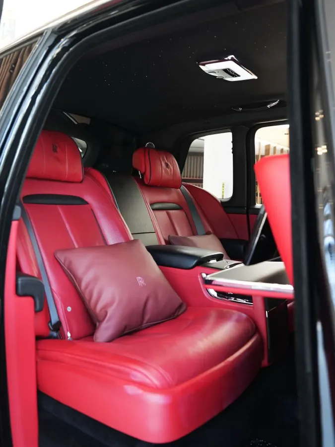 2024 Rolls-Royce Cullinan 6.7T 571HP V12 8AT,autocango,china used car exporter,china ev exporter,chinese used car exporter,chinese used ev exporter